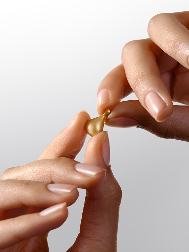 Éclat Sublime Radiance Boosting Capsules With Pro-Vitamin C And E, 20 ml